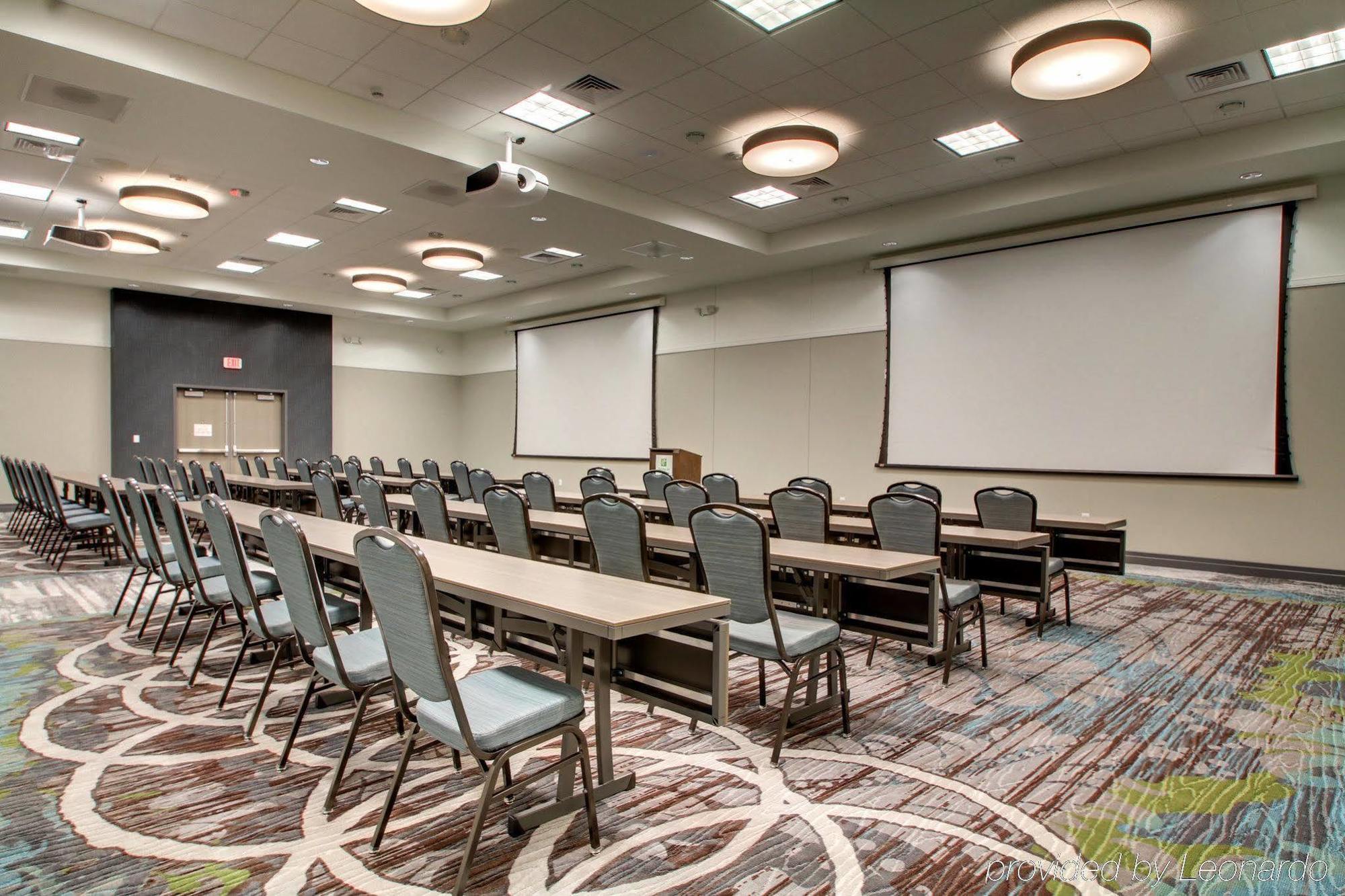 Holiday Inn & Suites Peoria At Grand Prairie By Ihg Exterior foto